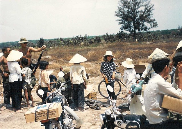 x coca cola kids near ben cui1